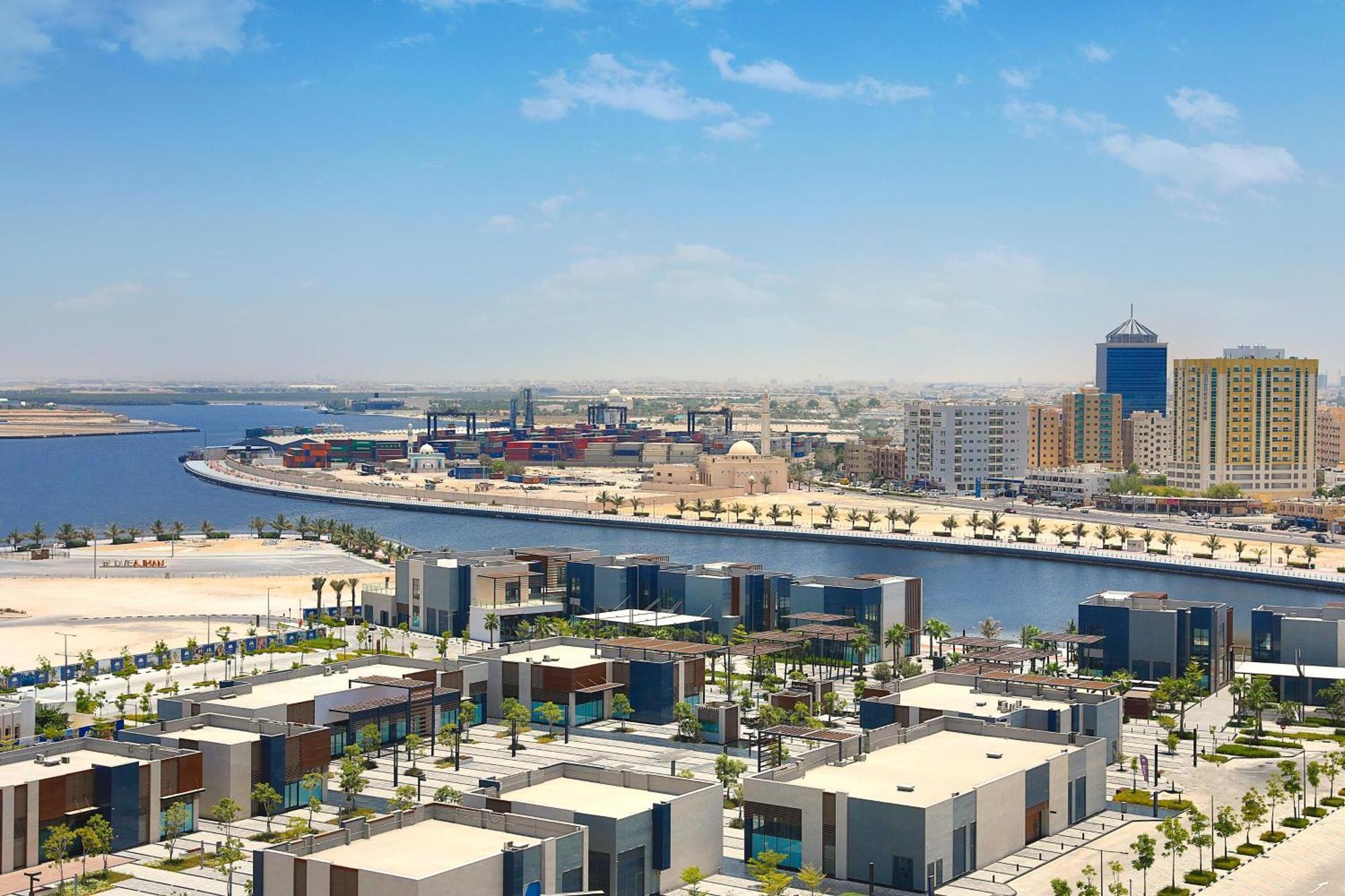 Ajman Saray, A Luxury Collection Resort, Ajman Exterior photo View of the community
